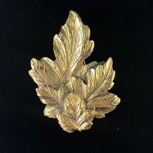 Vintage Joans Collectibles Autumn Fall Leaf Gold Tone Metal Brooch Pin